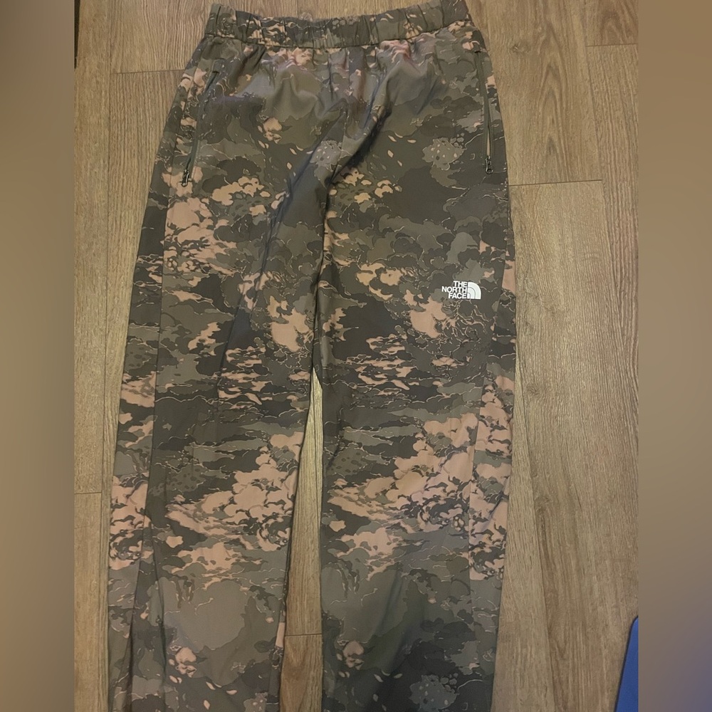Northface windbreaker joggers
